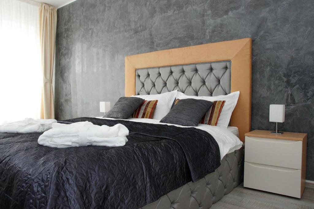 Apartament Safir Braşov Extérieur photo